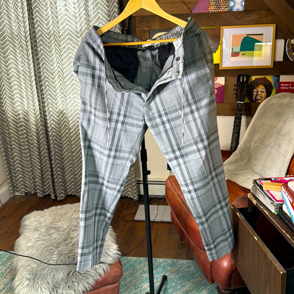 Drawstring check pattern chino pants. 34x30